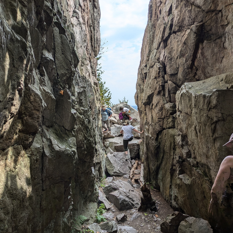Killarney - Hike the Crack